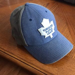 Toronto Maple Leafs hat L/XL